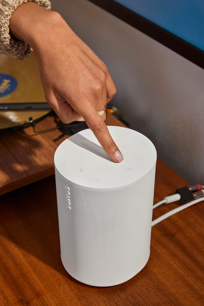 Thumbnail 7 de Sonos Era 100 SL Weiß: lebendiger Stereo-Sound mit flexiblem WLAN/Bluetooth-Setup