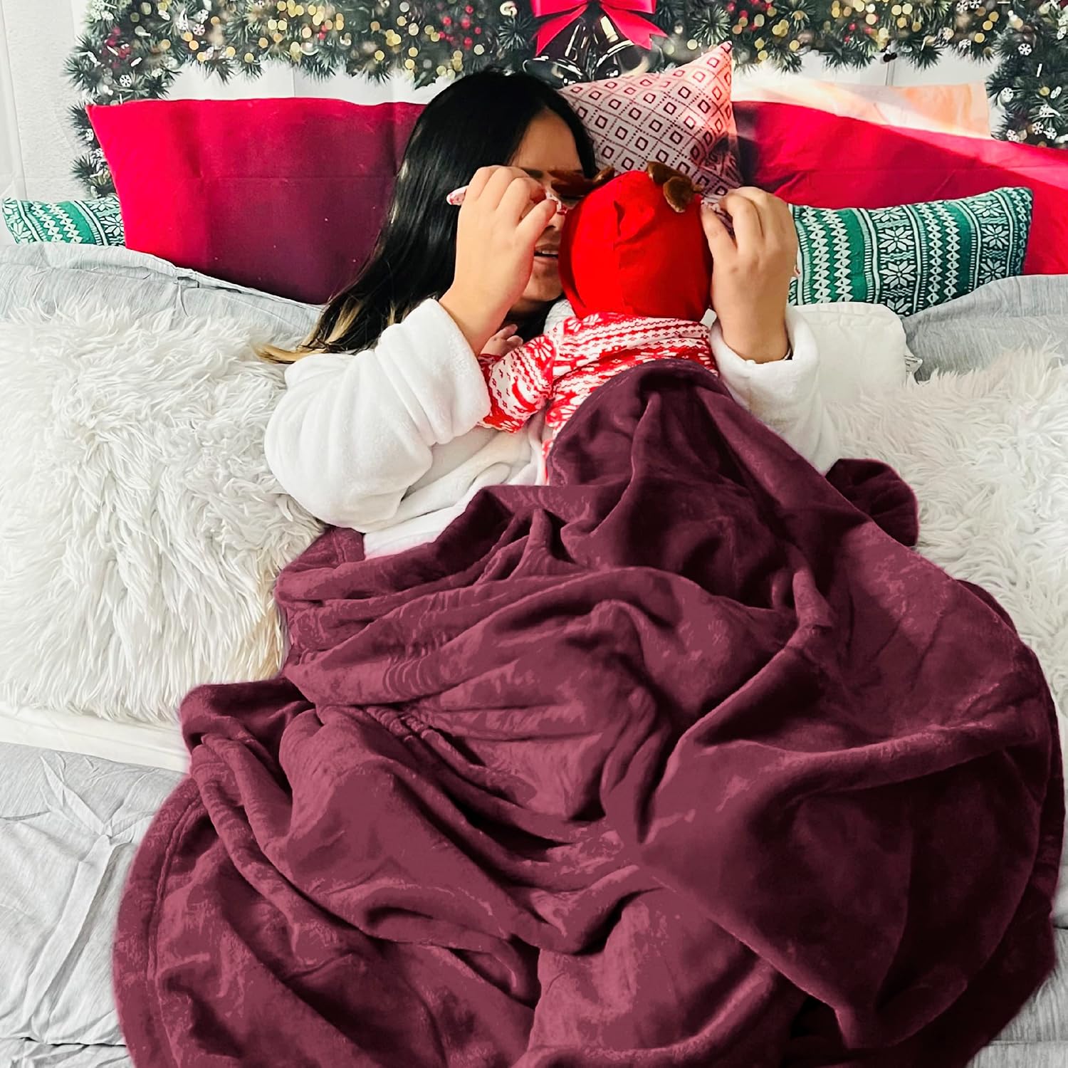 Detalle de BEDSURE Kuscheldecke Flauschig (Fleece-/Fleecedecke) in Weinrot – XXL Wohn- & Couch-Blanket 220x240 cm