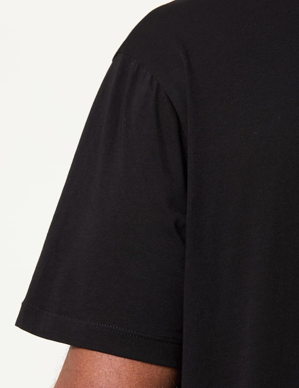 Detalle de Armani Exchange 3D Printed Front Logo Plain T-Shirt Uomo – Cotone 100%