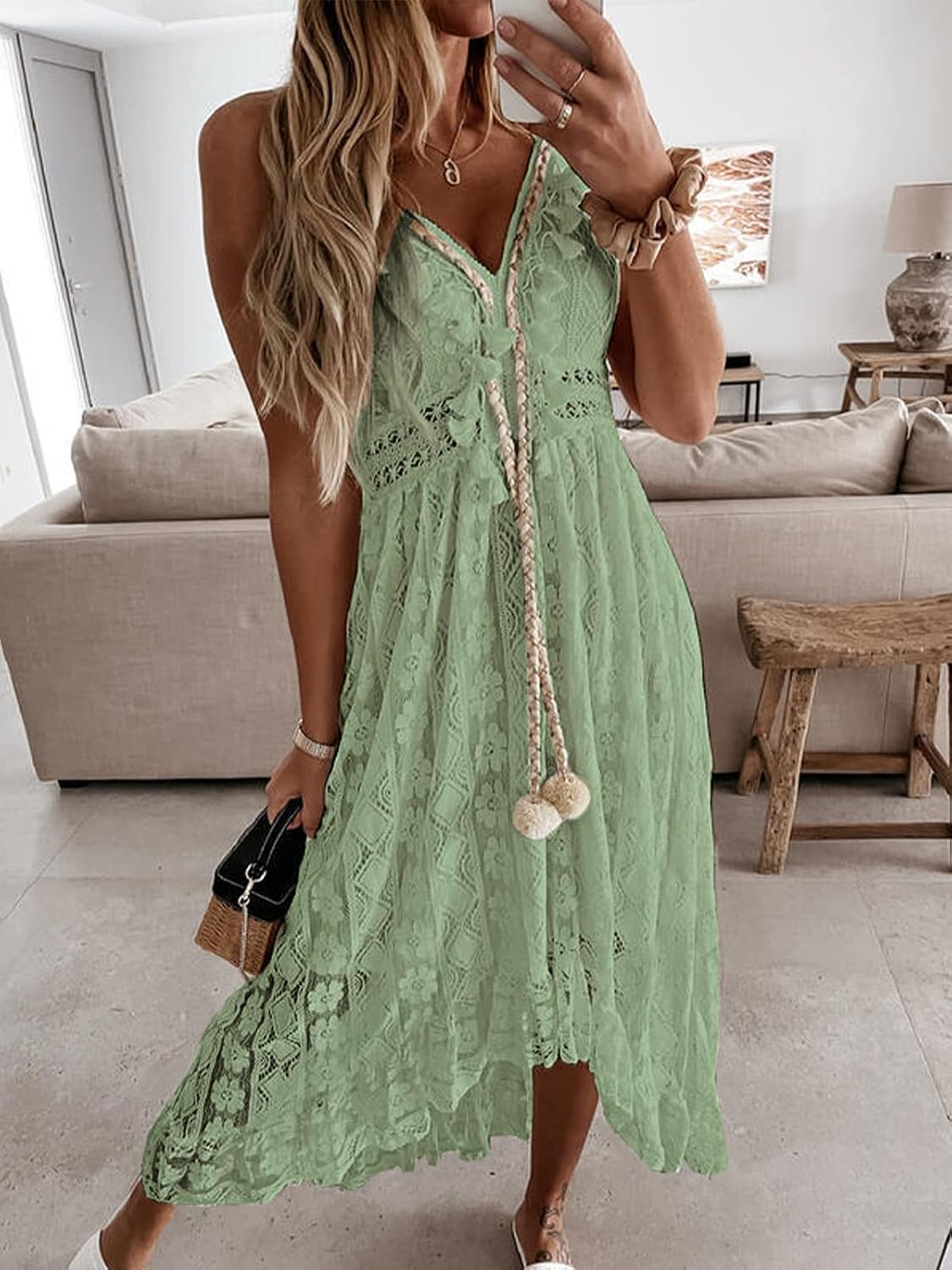 Thumbnail 2 de CUPSHE Damen Sommerkleid mit V-Ausschnitt, Spitze und Quasten – Boho/Beach Maxi mit Spaghettiträgern