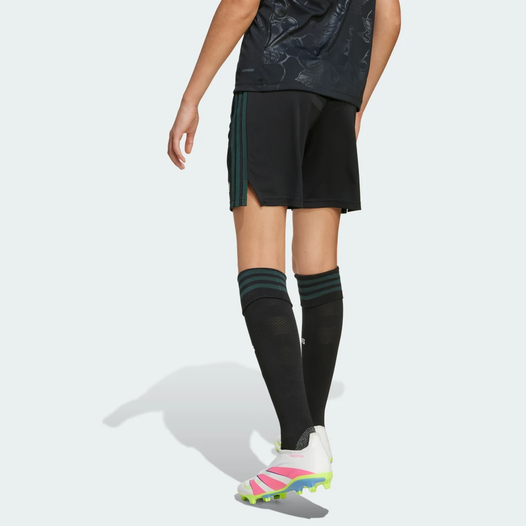 Thumbnail 3 de Pantalón corto tercera equipación Juventus 25/26 de Adidas — color negro