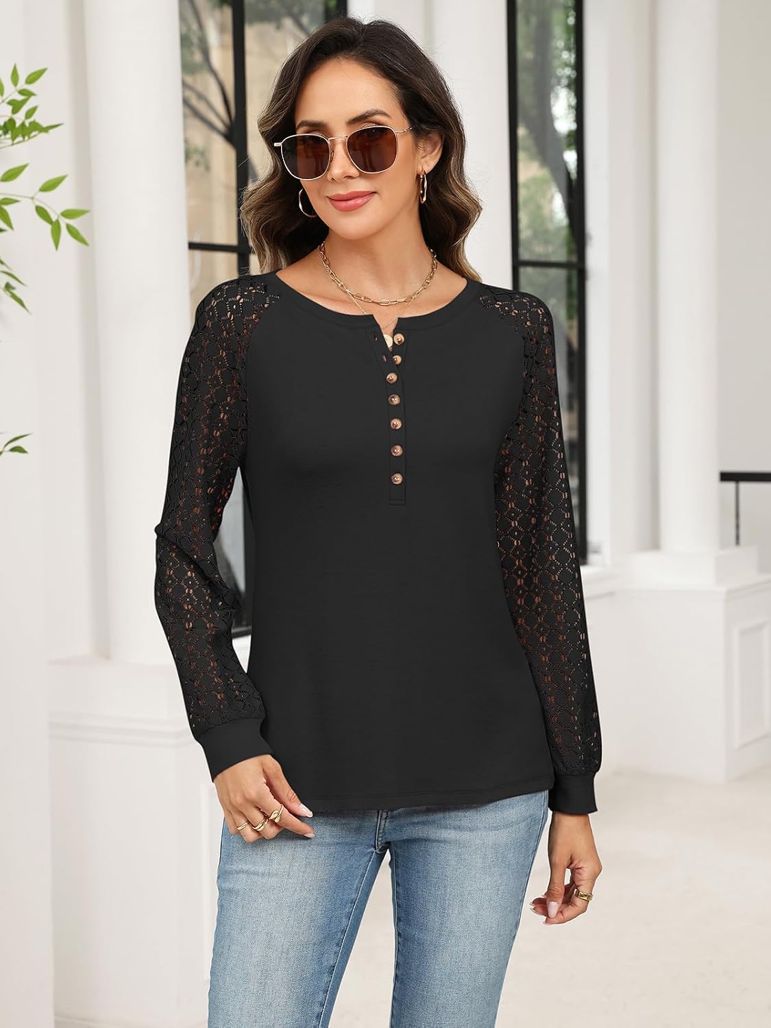 Detalle de Minetom Women's Lace-Sleeve Henley Top, Long Sleeve Cotton Blend