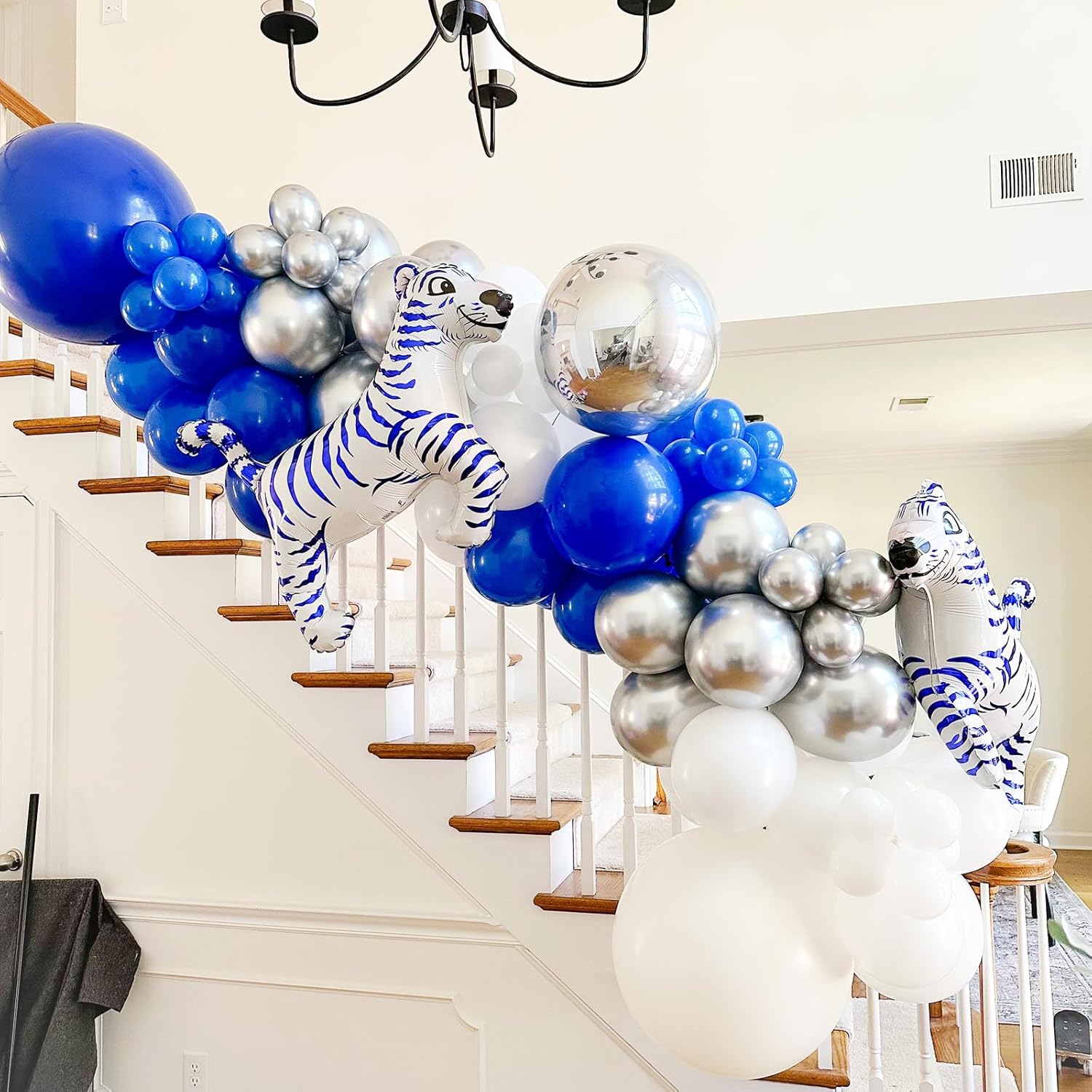 Thumbnail 4 de Voircoloria Royal Blue Balloons 66 pack 🎈