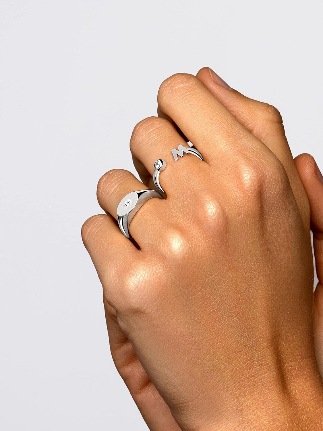 Thumbnail 3 de SINGULARU Anillo Letter Spark Plata 925 — talla única 💍