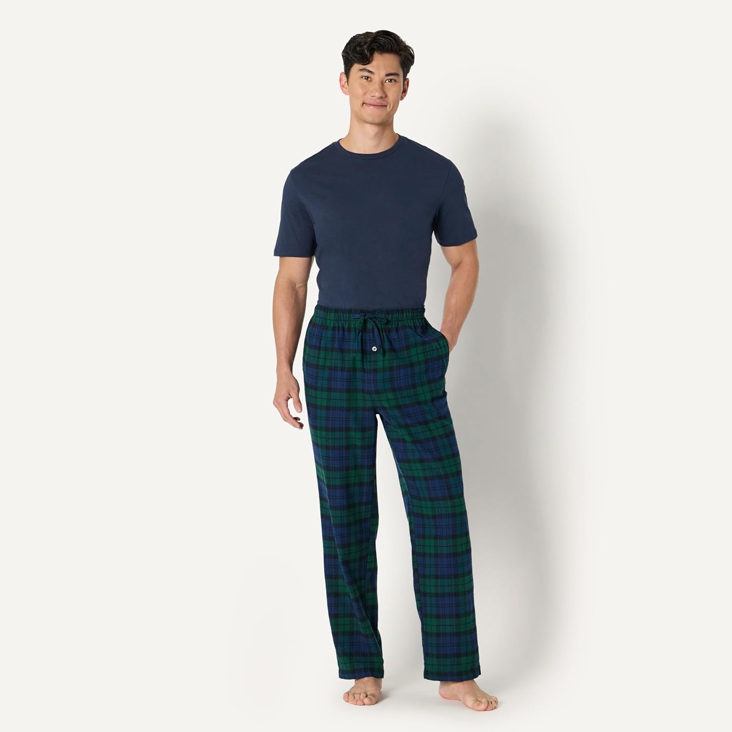Thumbnail 4 de Amazon Essentials Men’s Breathable Flannel Pyjama Trousers (Big & Tall) in Relaxed Fit