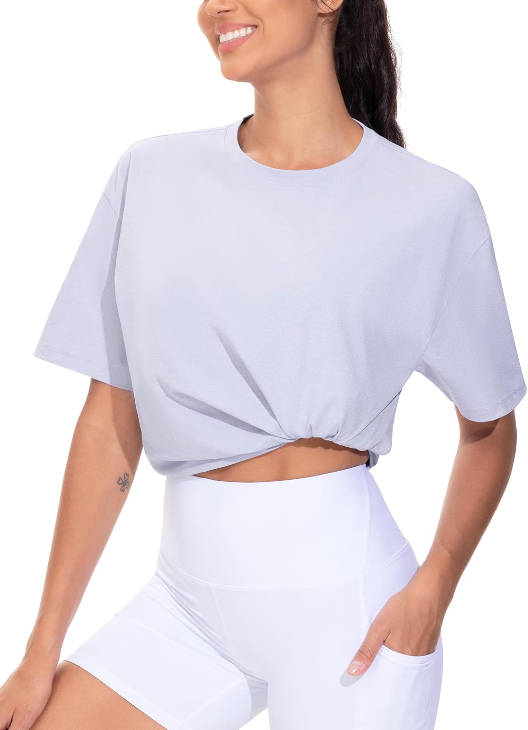 Detalle de THE GYM PEOPLE Women's Oversized T-Shirt, Short Sleeve Crewneck