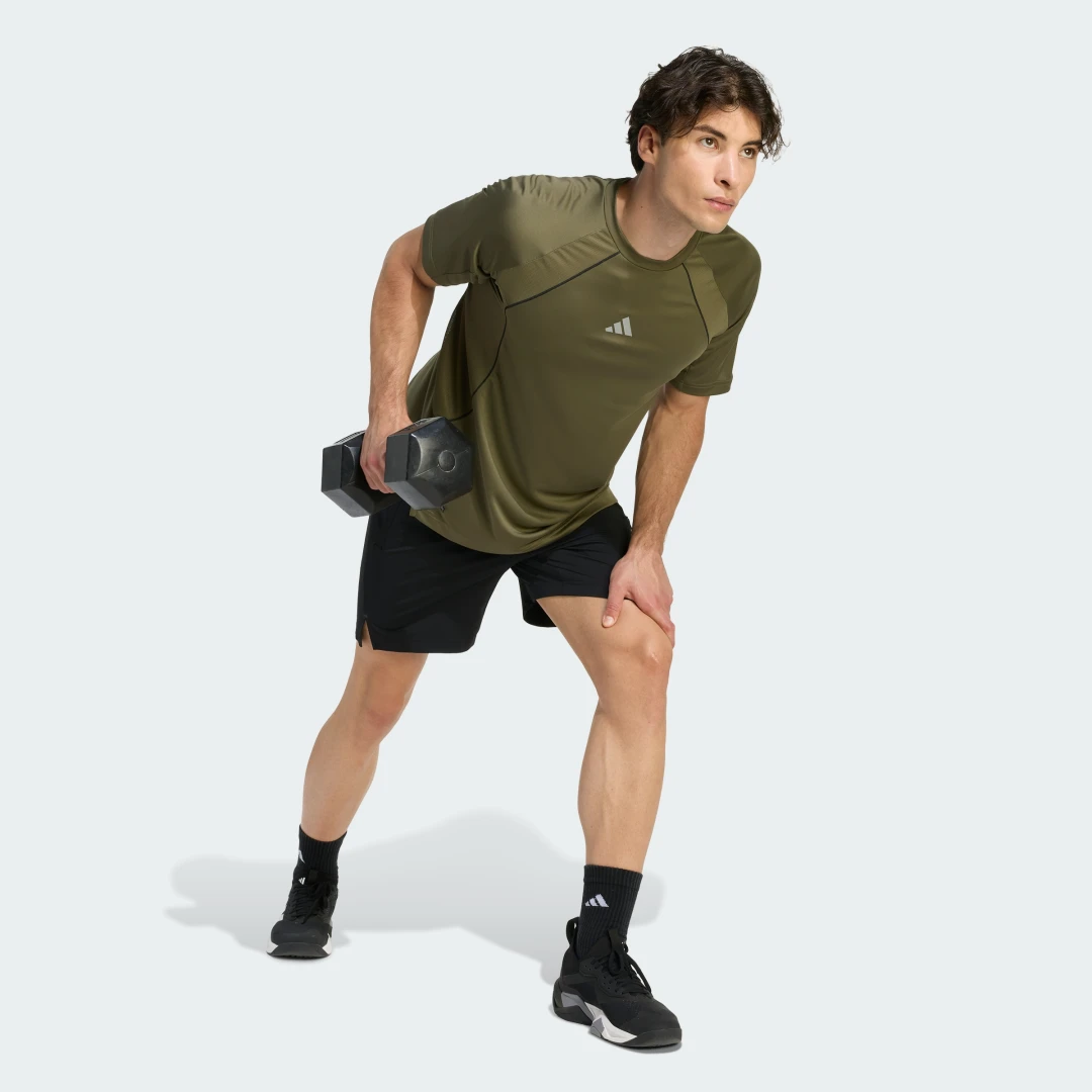Detalle de Camiseta Tech Apparel CLIMACOOL de Adidas (Verde) – comodidad y climatización para el día a día