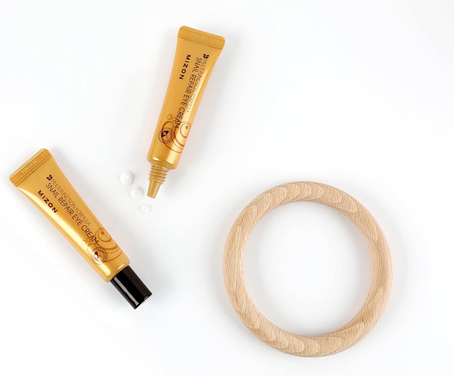 Thumbnail 5 de Mizon Snail Repair Eye Cream 15 ml 🐌 Para Miradas Radiantes