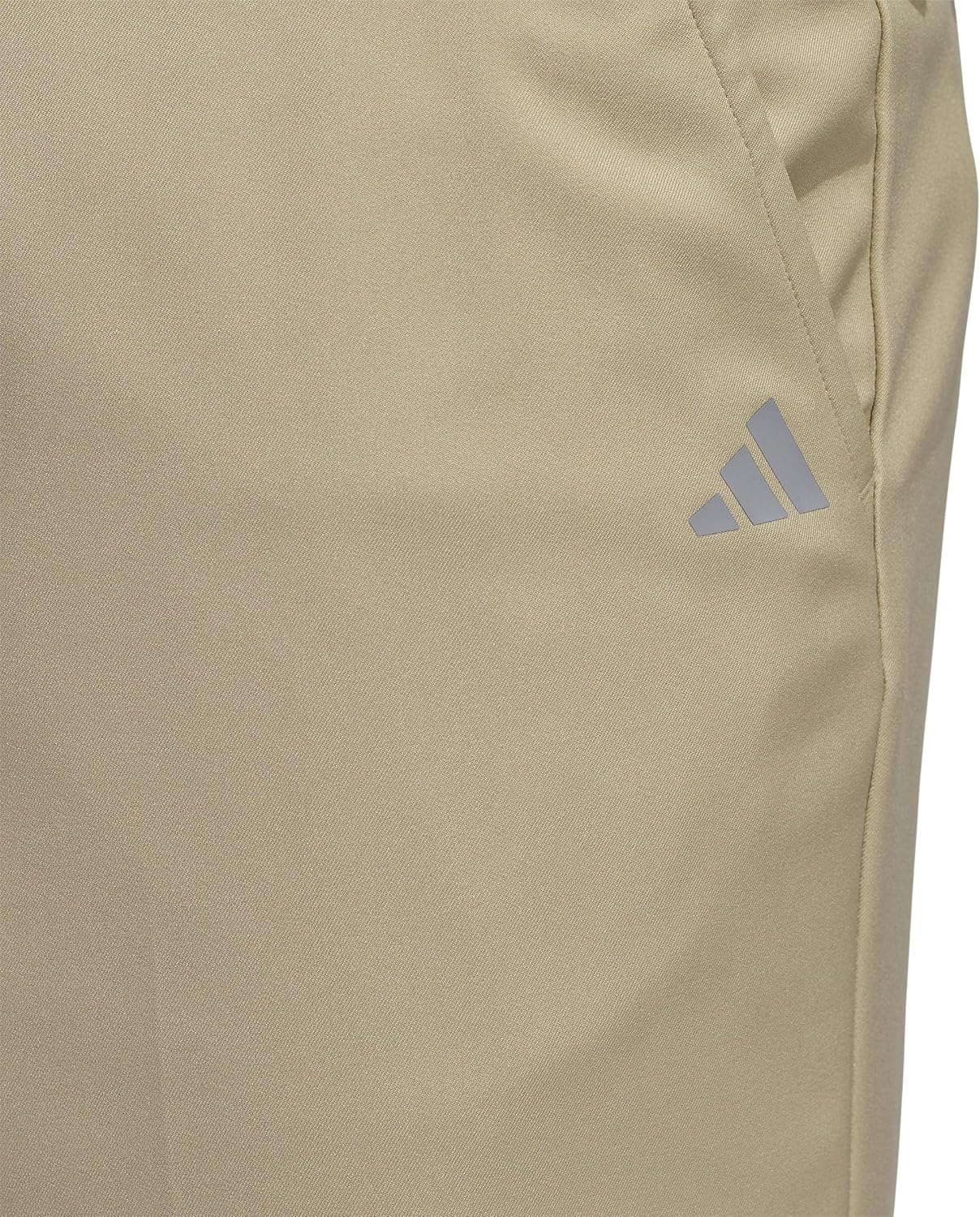 Detalle 2 de adidas Adi Advantage Men’s Golf Shorts (Regular Fit) with Recycled Materials