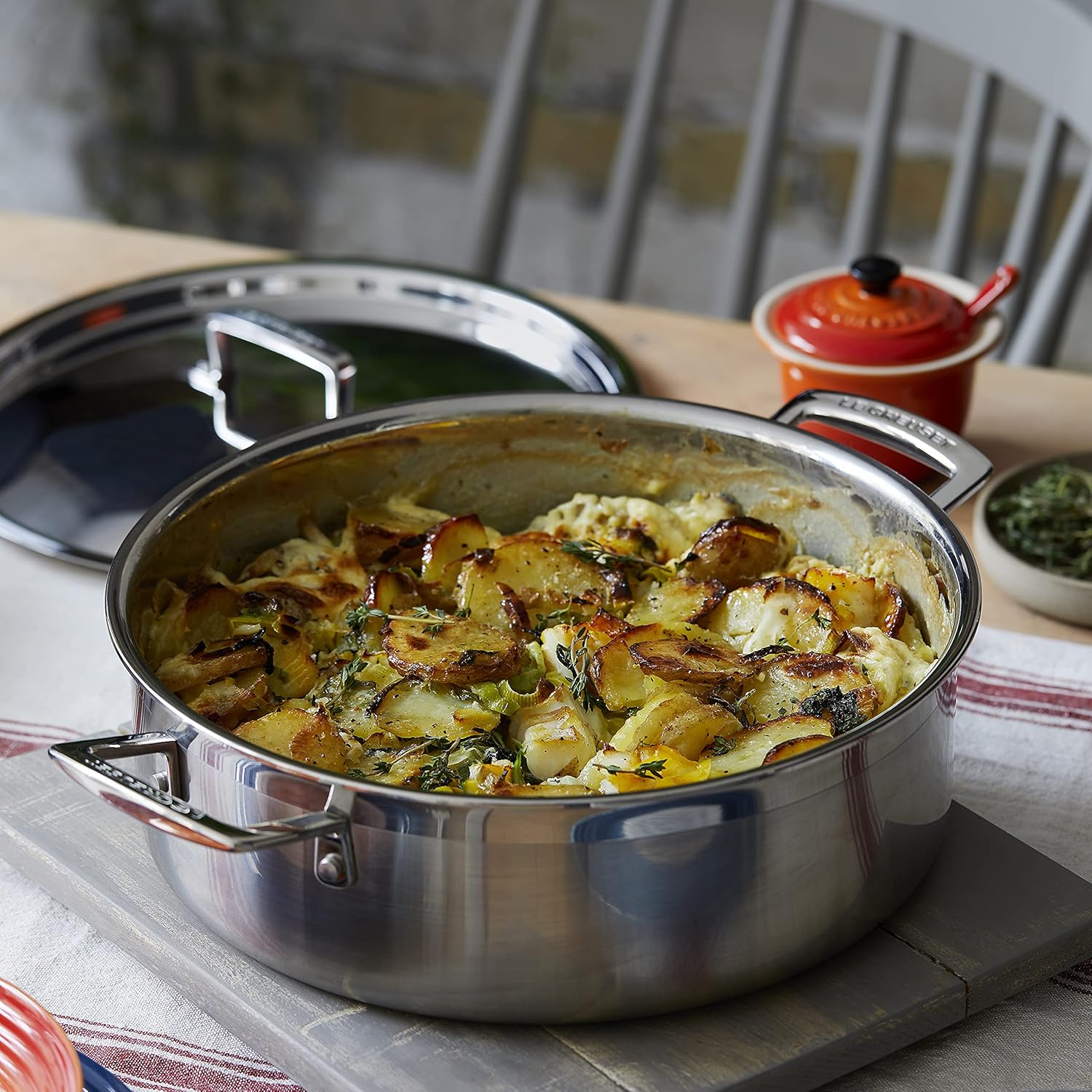 Thumbnail 5 de LE CREUSET 3-Ply Stainless Steel Sauteuse, 28 cm