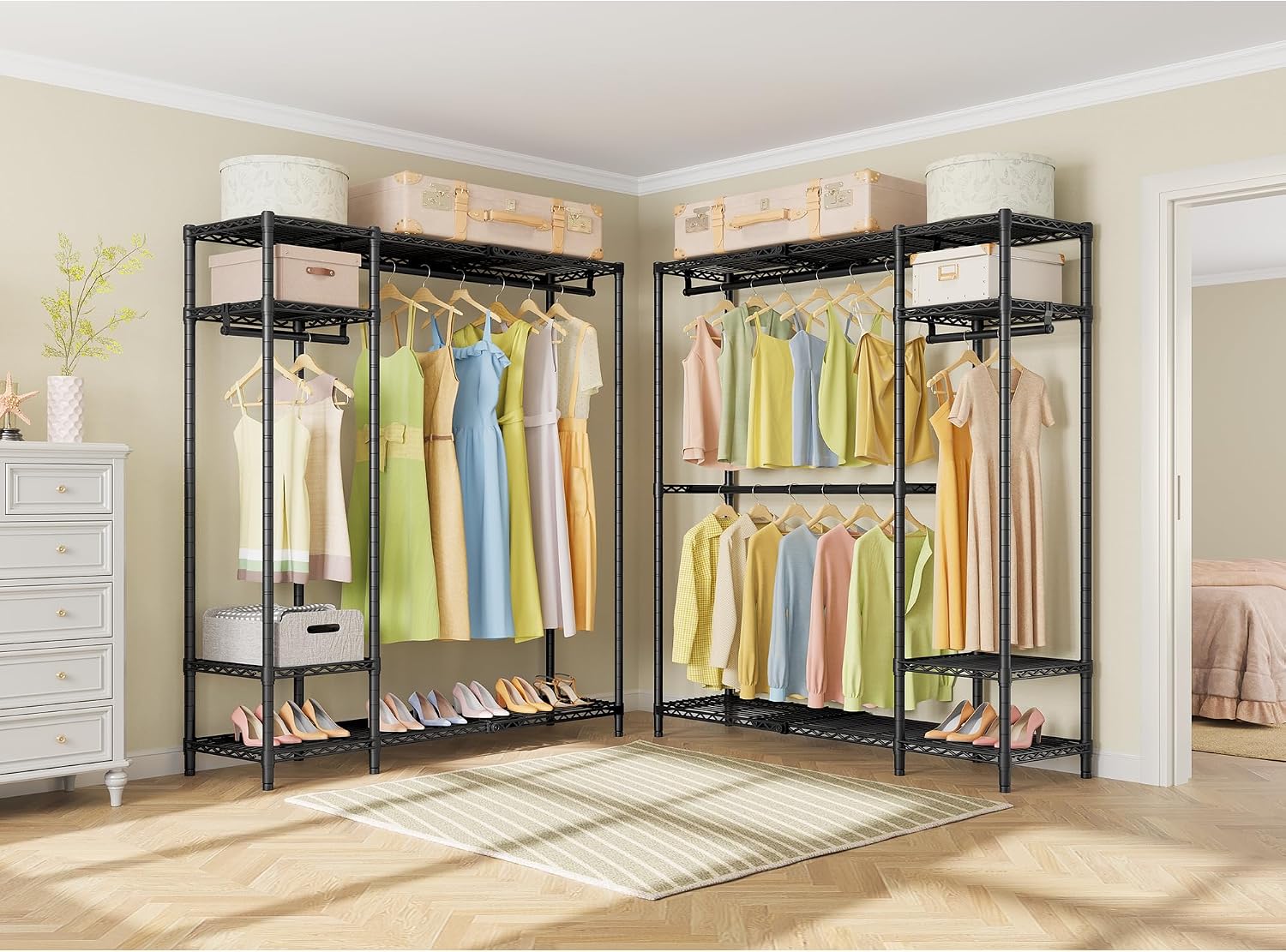 Detalle de VIPEK X20 Black Expandable Metal Clothing Rack with Adjustable Shelves