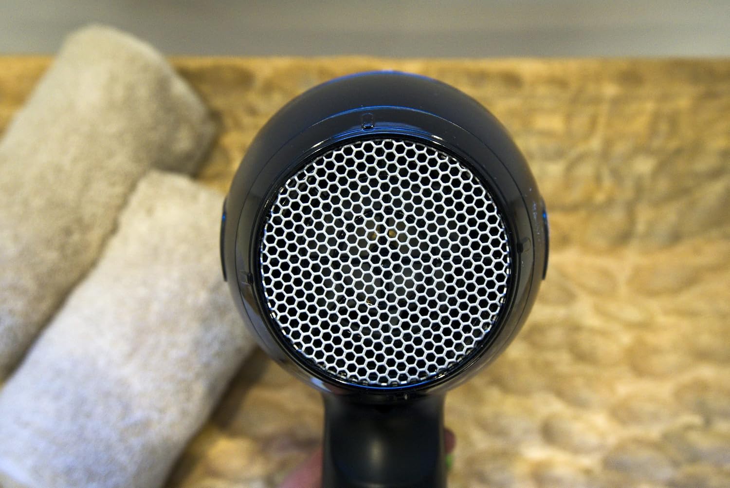 Detalle 2 de Rowenta CV7810F0 suszarka do włosów 2200 W z jonizacją i koncentratorem 9 mm