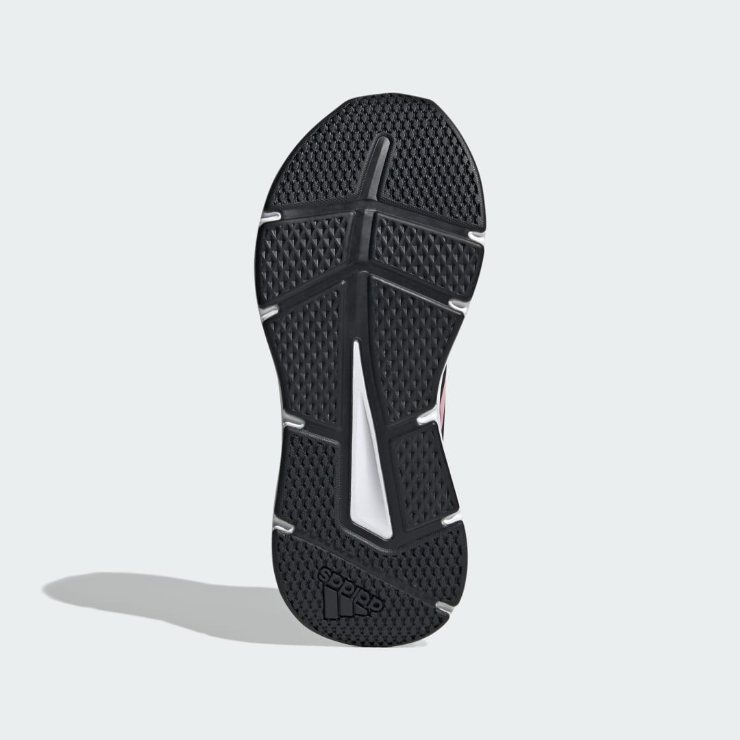 Detalle de Zapatilla Galaxy 6 de Adidas: comodidad y estilo en color negro para el día a día