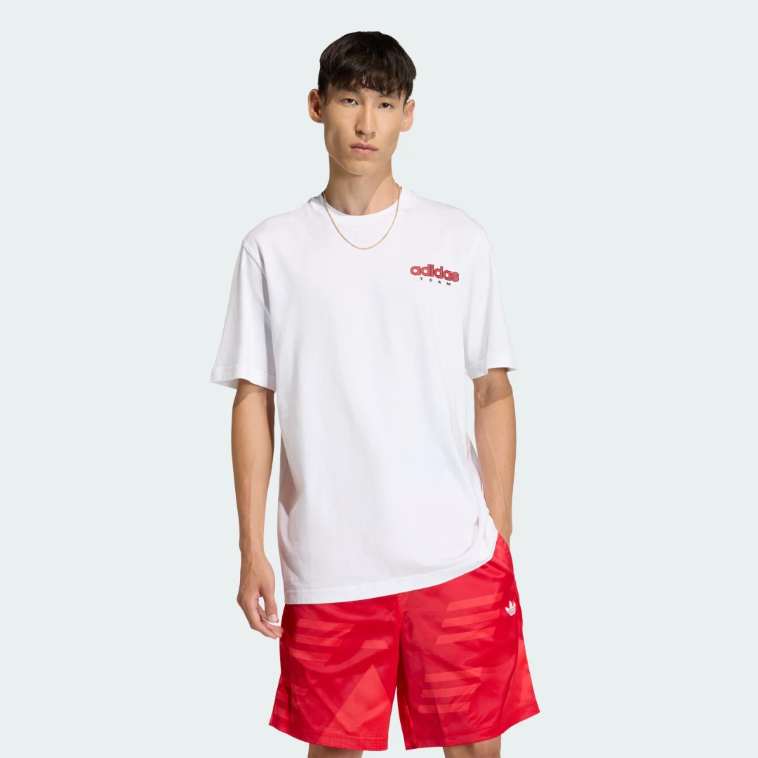 Detalle de Camiseta GFX de Adidas – Blanca