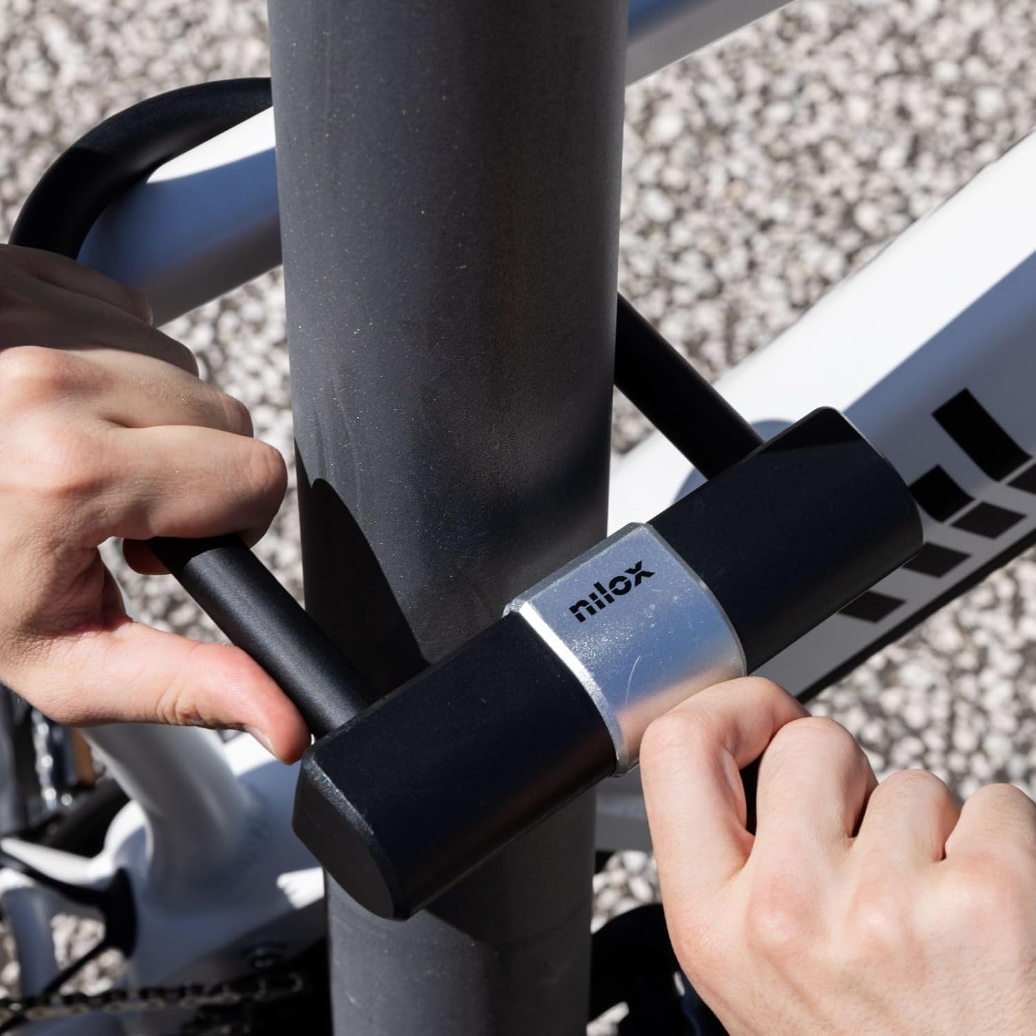 Thumbnail 4 de Nilox Catena antifurto per bici e scooter in acciaio ultra steel, 94 cm, con 2 chiavi