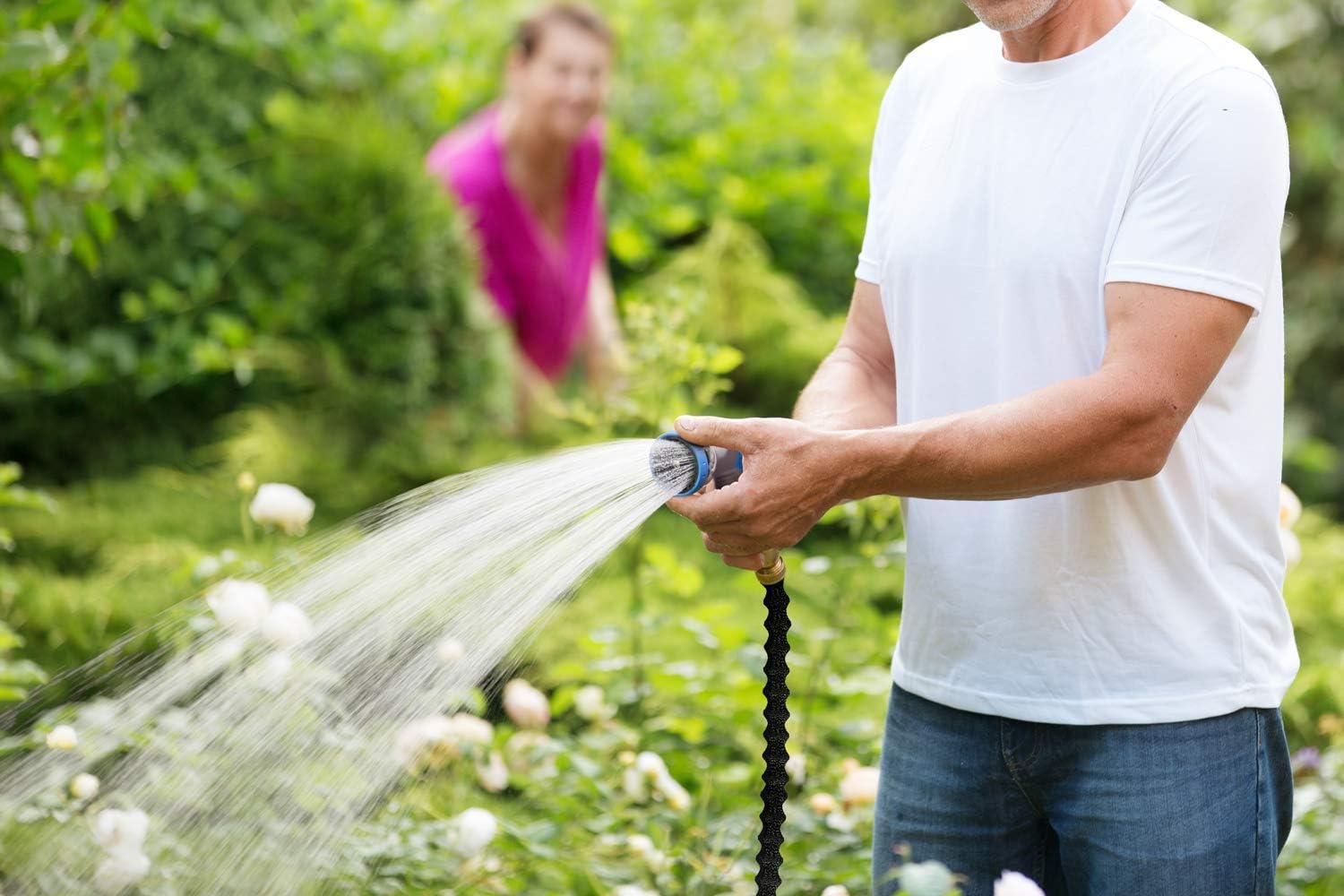 Detalle de INNAV8 Heavy Duty Garden Hose Nozzle with Thumb Control Valve (10 Spray Patterns)