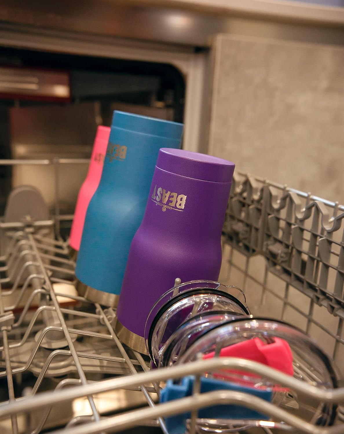 Detalle 2 de BEAST 40oz Travel Tumbler