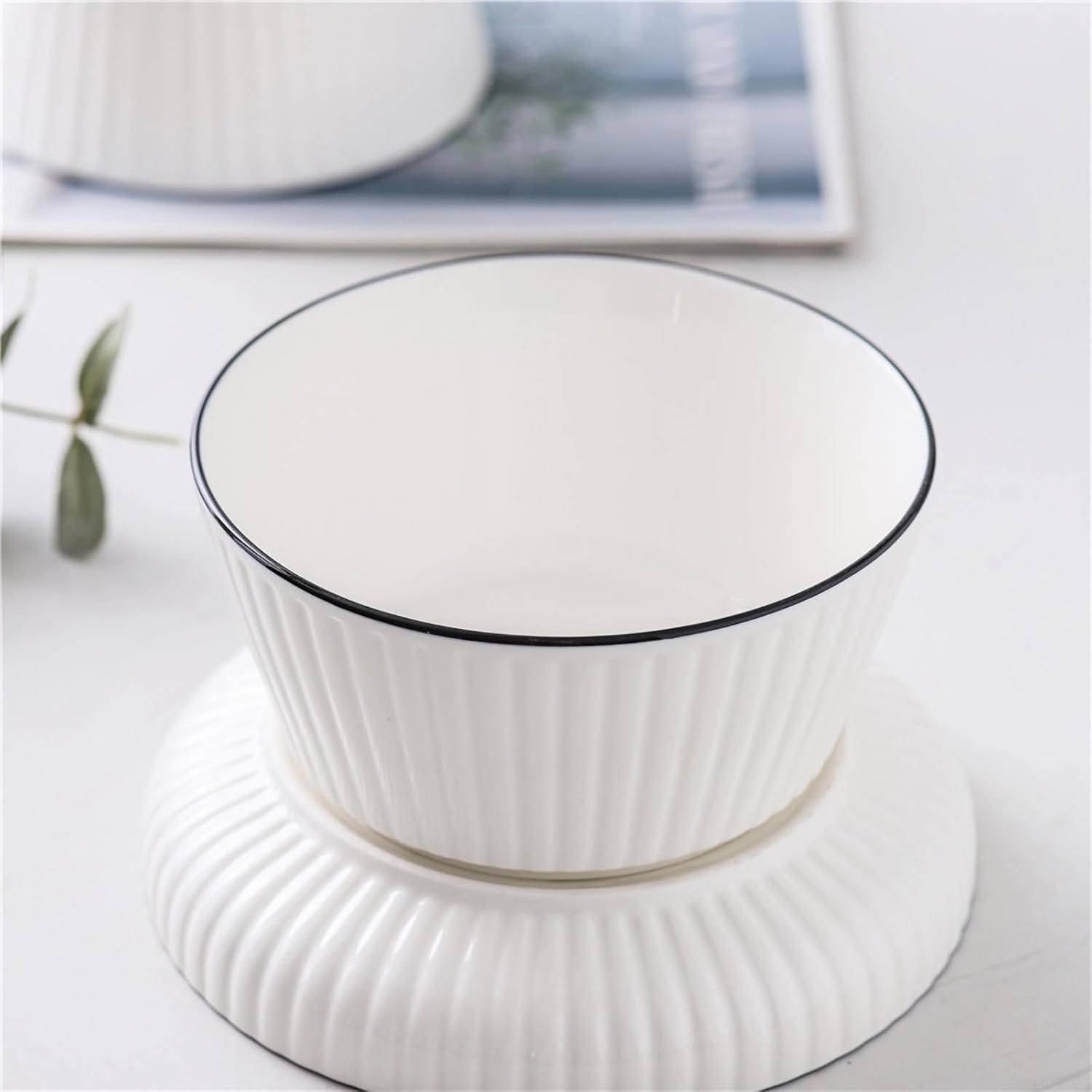 Thumbnail 4 de PlushPlumage Elevated Cat Bowl – raised ceramic anti-vomit dish with non-slip base