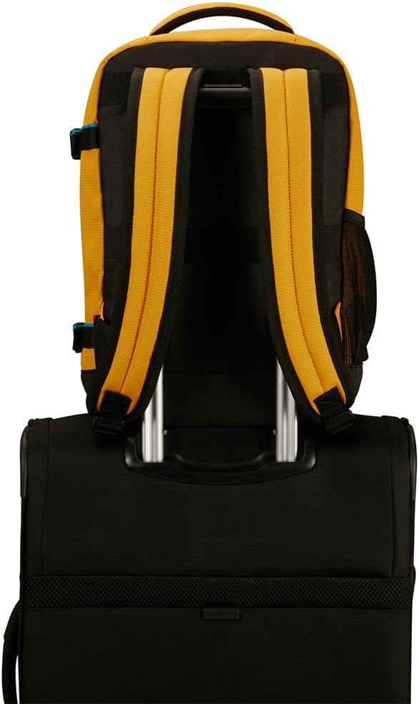Detalle 2 de American Tourister Take2Cabin – sac cabine sous le siège Ryanair (S) 25 x 20 x 40 cm, 24 L, jaune