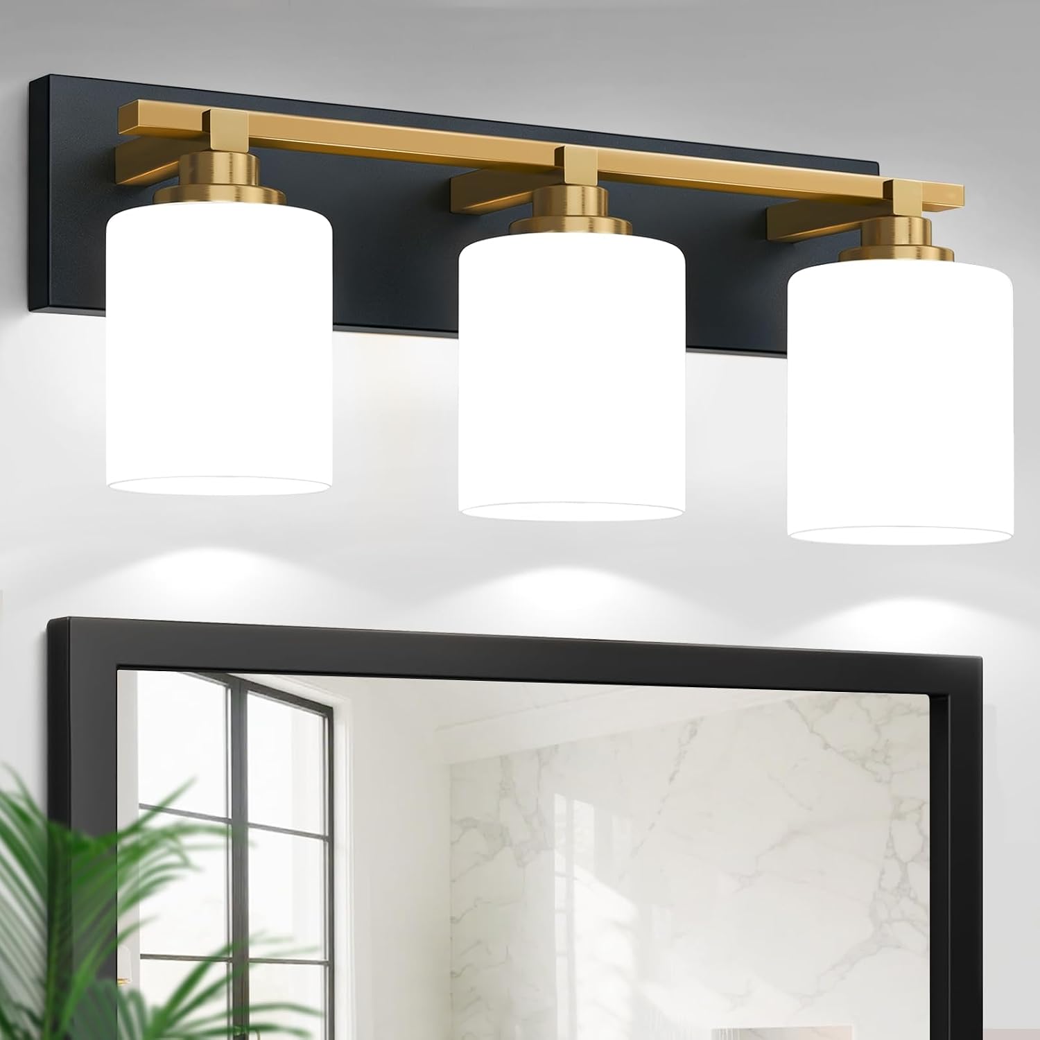 Detalle de LKHF Vanity Lights 3-Light Bathroom Fixture, Black and Brushed Gold, 20-inch