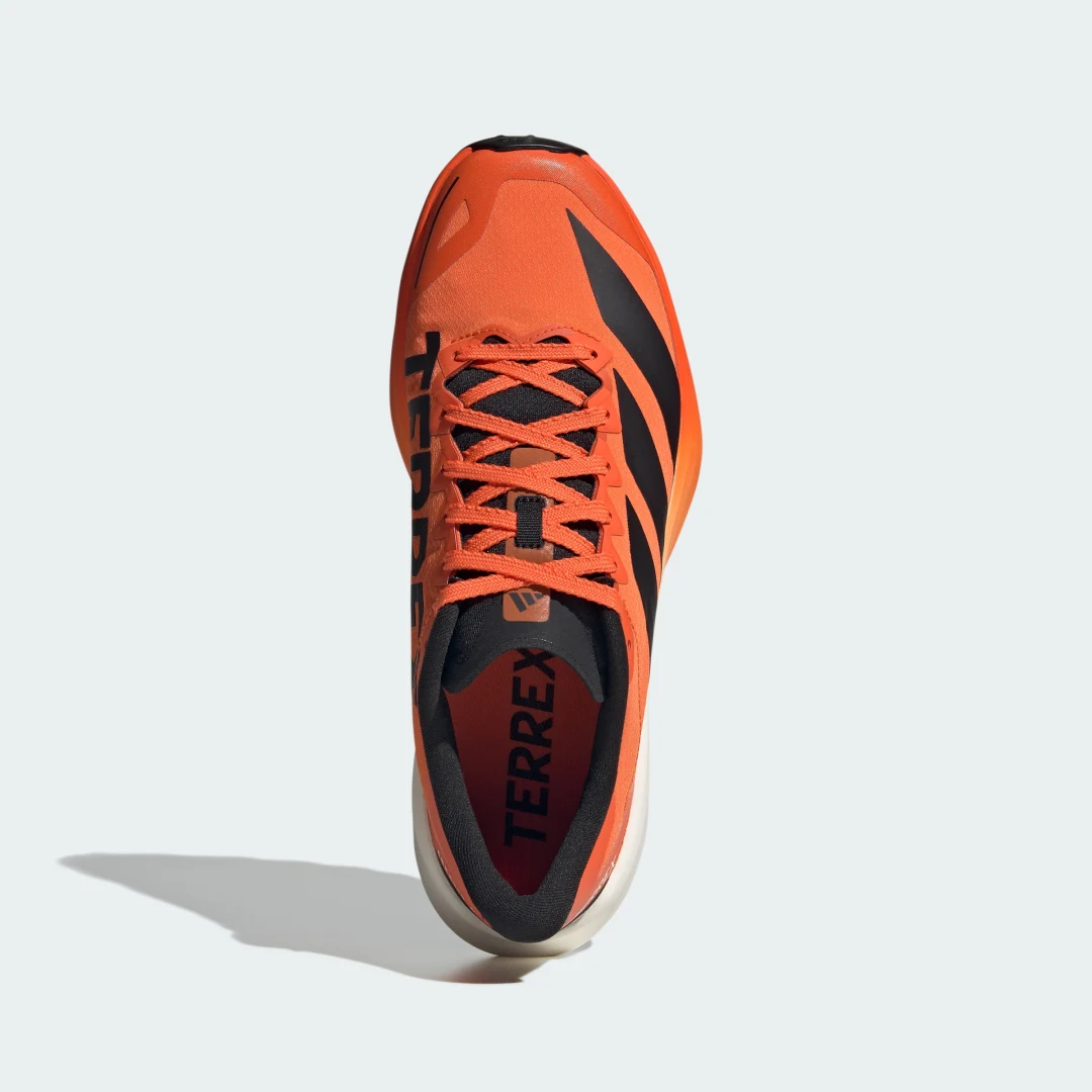 Detalle de Adidas Terrex Agravic 4: zapatilla de trail para terrenos exigentes