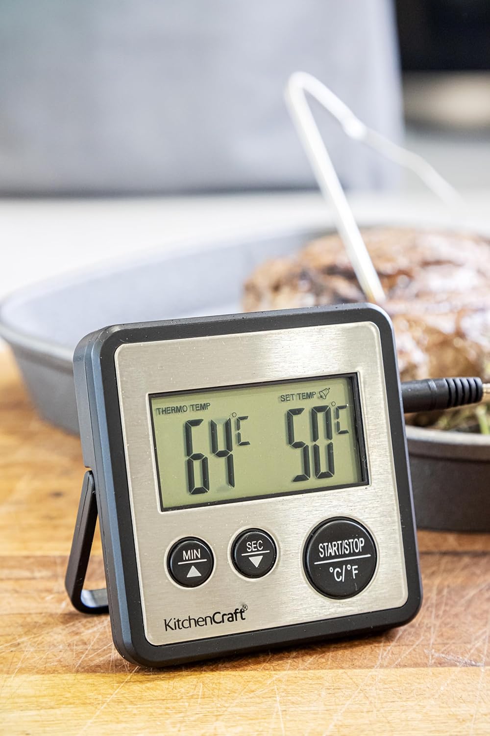 Detalle de KitchenCraft Digital Food Thermometer and Kitchen Timer with Probe