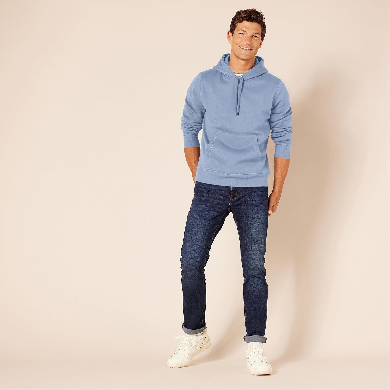 Thumbnail 2 de Amazon Essentials Felpa con CappuccioNon Apribile, Disponibile in Taglie Big & Tall Uomo