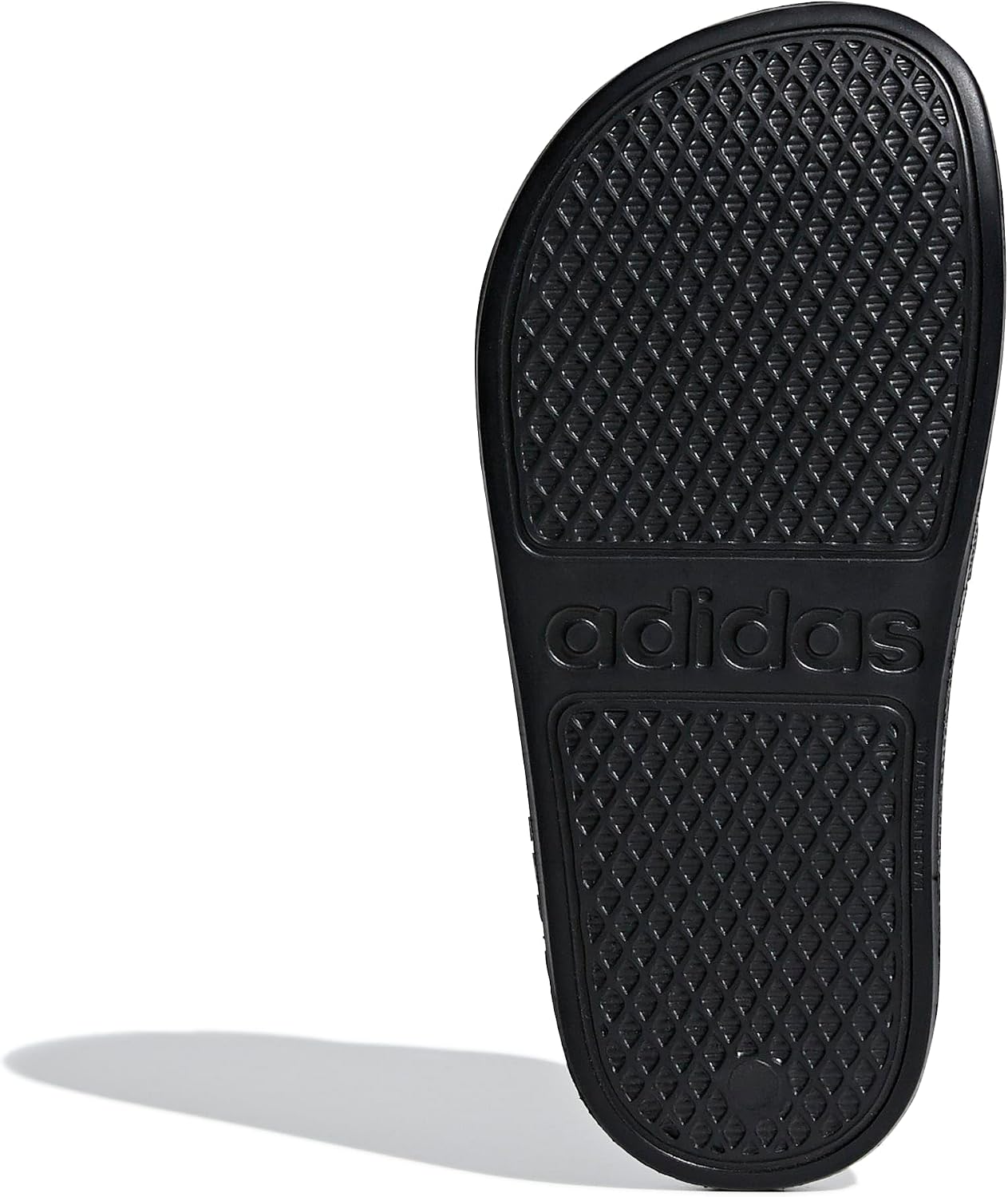 Detalle de Adilette Aqua Slides Kids de adidas: confort simple para pequeños y jóvenes