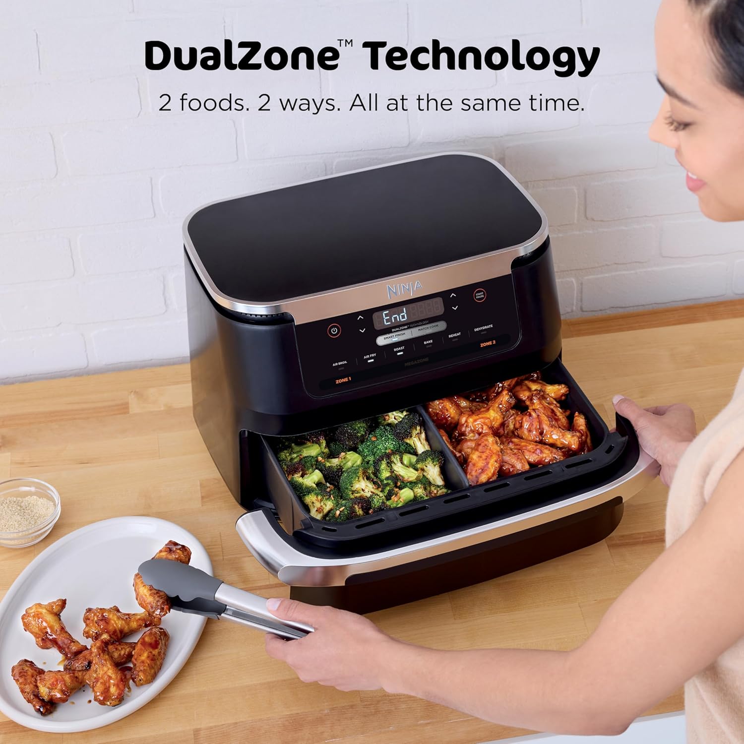 Thumbnail 2 de Ninja Foodi 6-in-1 Air Fryer (DZ071) with 7-QT MegaZone & DualZone Technology