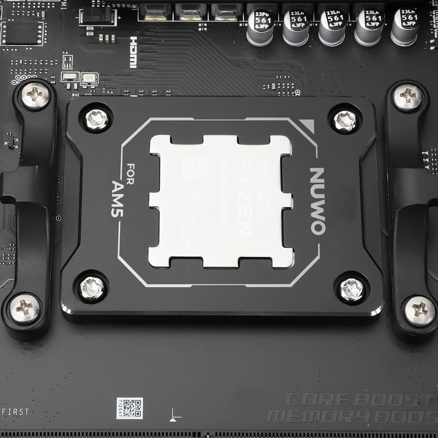 Detalle de Supporto Secure Frame anti-piegatura FRCPUAM5 per CPU AMD AM5, telaio di fissaggio in nero con viti