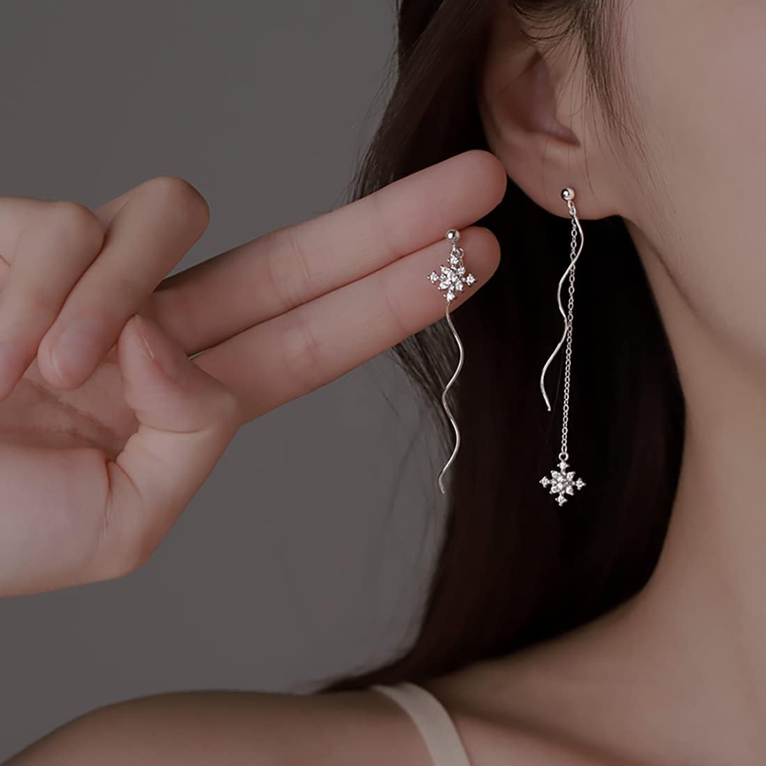 Thumbnail 1 de SLUYNZ 925 Sterling Silber Schneeflocke Ohrringe mit Kette – zarte, schwebende Akzente für Damen