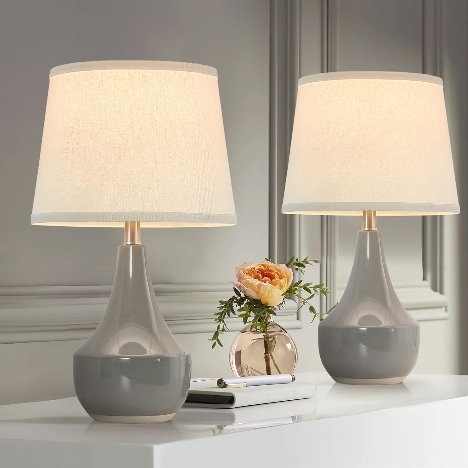 Detalle de GyroVu T00173 Table Lamp Set of 2, Ceramic Bases, Warm LED Bulbs