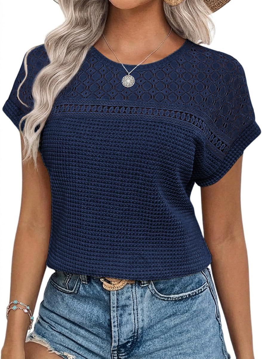 Detalle de Chicrise Damen Bluse Elegant Kurzarm Spitzenoberteil mit Häkel-Details – Rundhalsausschnitt, Sommer