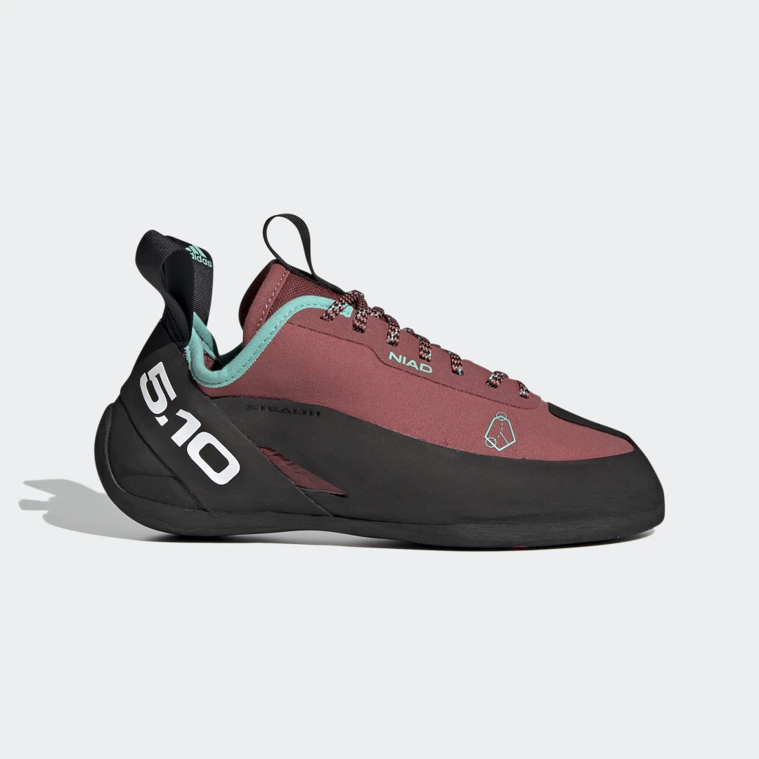 Detalle de Pie de gato Five Ten NIAD Lace Negro — Adidas