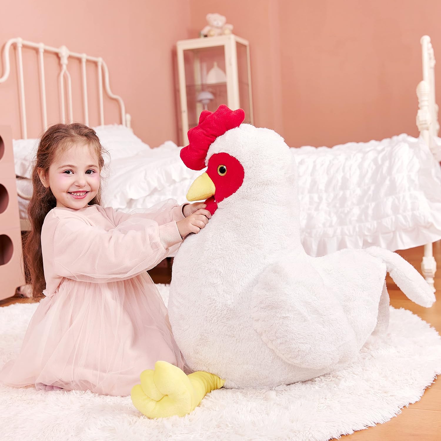 Detalle 2 de IKASA Giant Chicken Plush Toy (60cm) – large hen “Henny Big” soft stuffed animal
