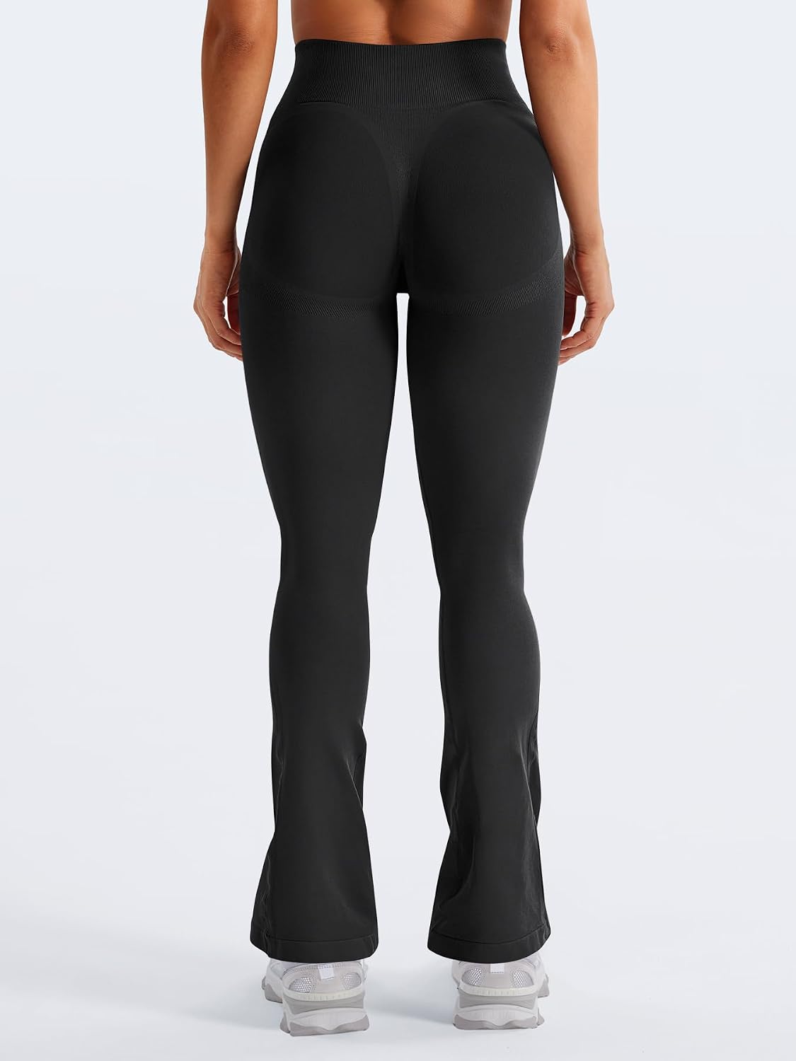 Detalle de YEOREO Women's Mini Flare Butt-Lifting Leggings