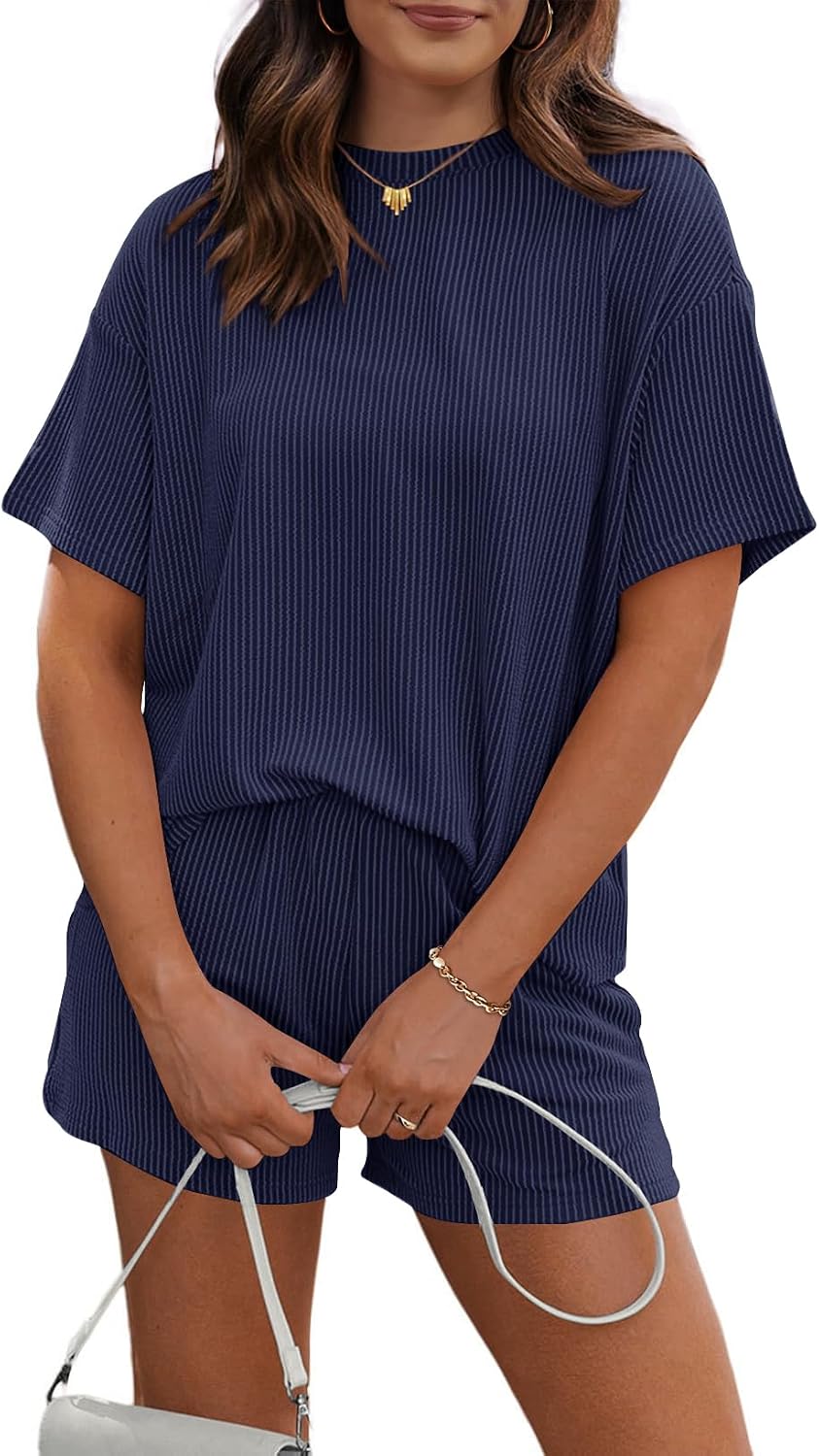 Detalle de RUBZOOF Women's 2-Piece Ribbed Knit Lounge Set: Short Sleeve Top and Shorts