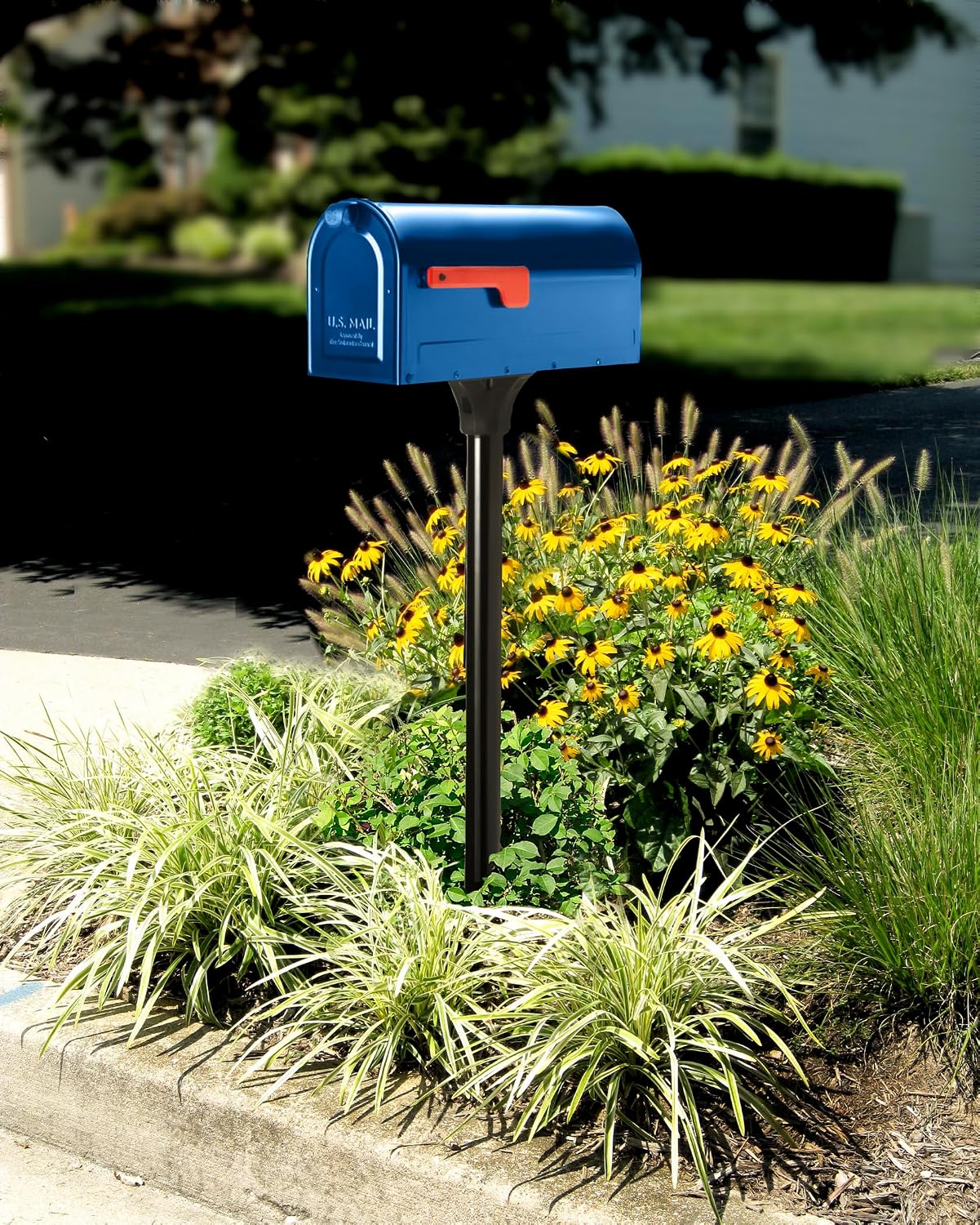 Detalle de Architectural Mailboxes 7600BE MB1 – średnia niebieska skrzynka pocztowa ze stali