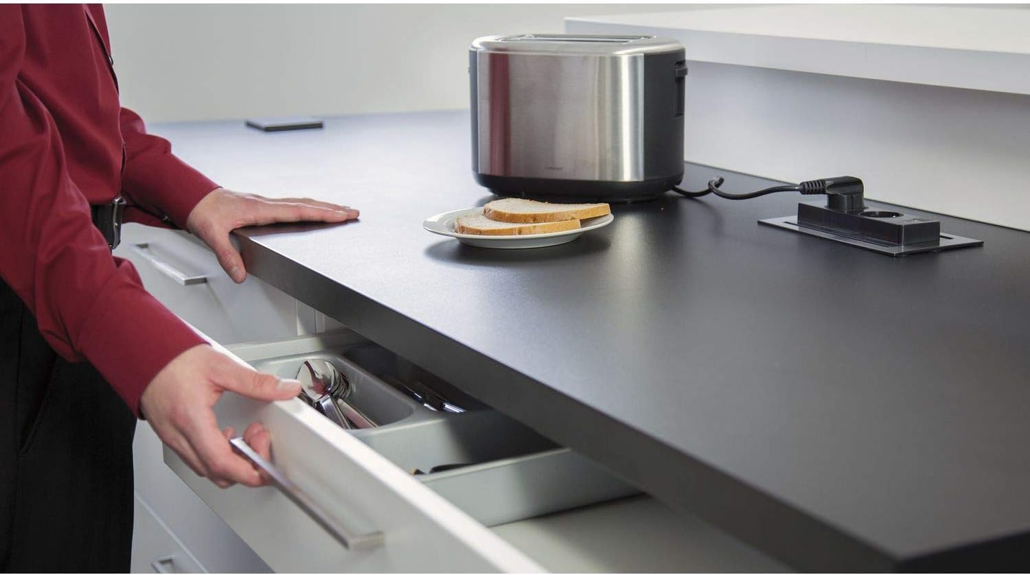 Detalle 1 de EVOline BackFlip per prese Schuko USB-C 12V
