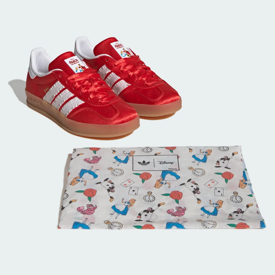 Thumbnail 1 de Adidas Gazelle Indoor Disney: zapatilla roja para interiores, tipo clásico con toque Disney
