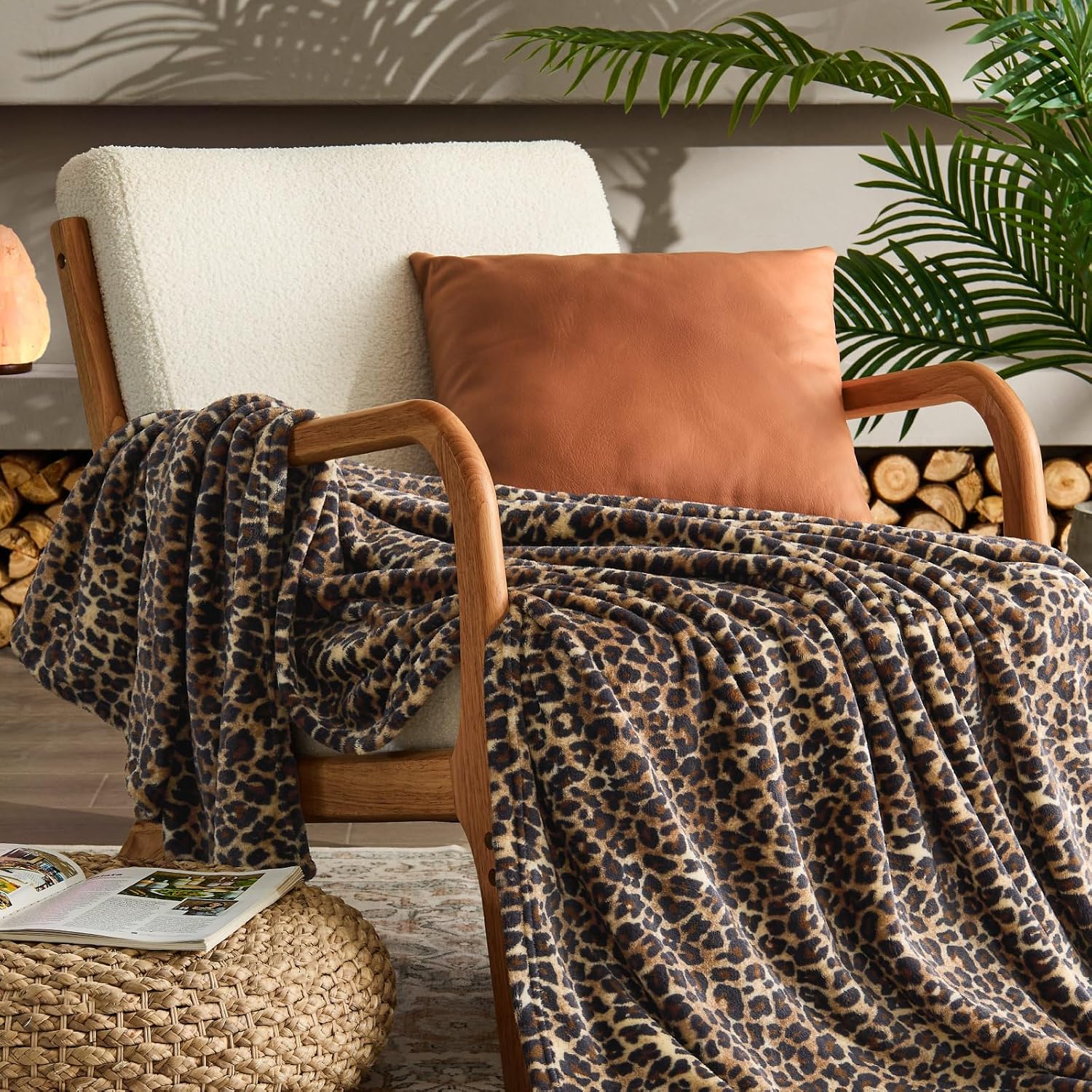 Detalle 2 de BEDELITE Twin Fleece Blanket, 60" x 80", Brown Leopard Print