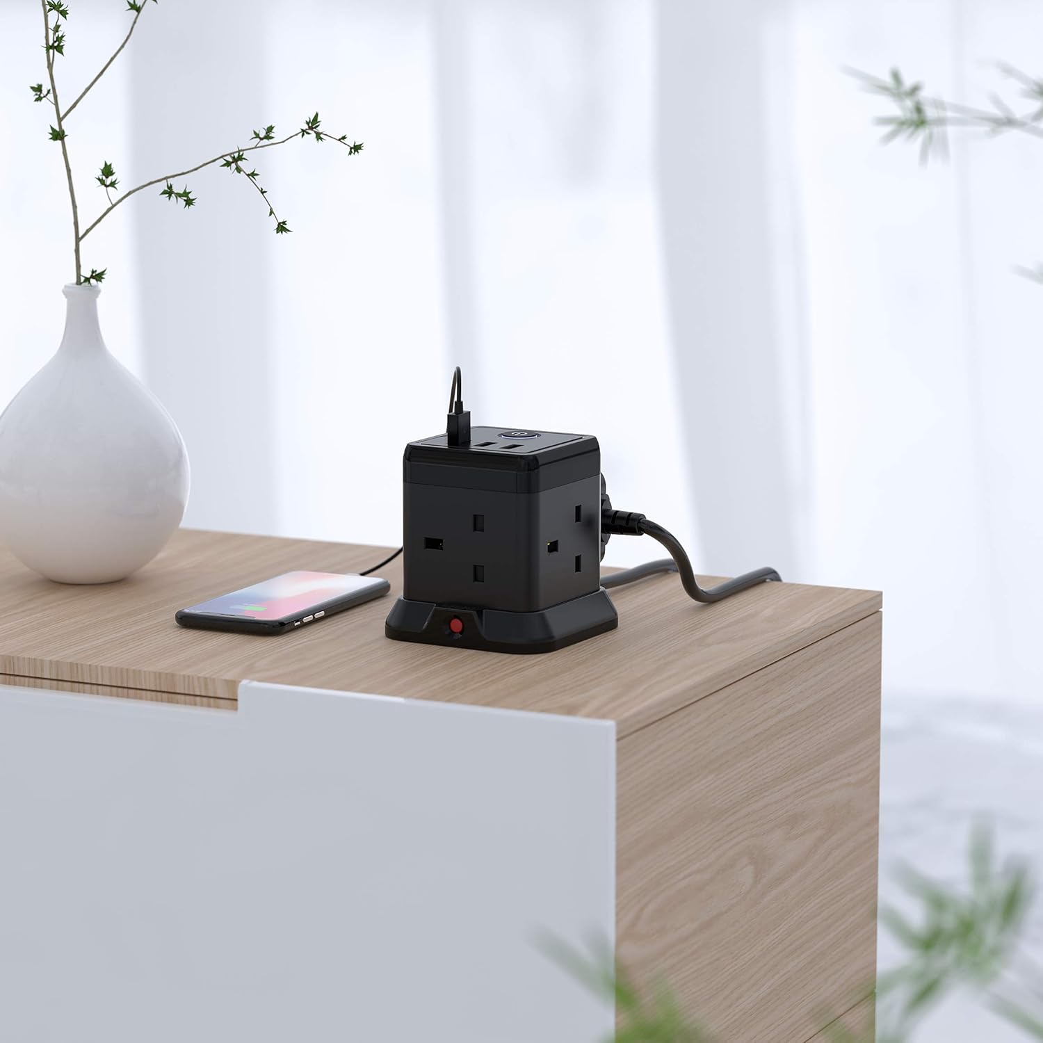 Thumbnail 6 de Hulker Cube Extension Lead 13A 3250W with 3 USB