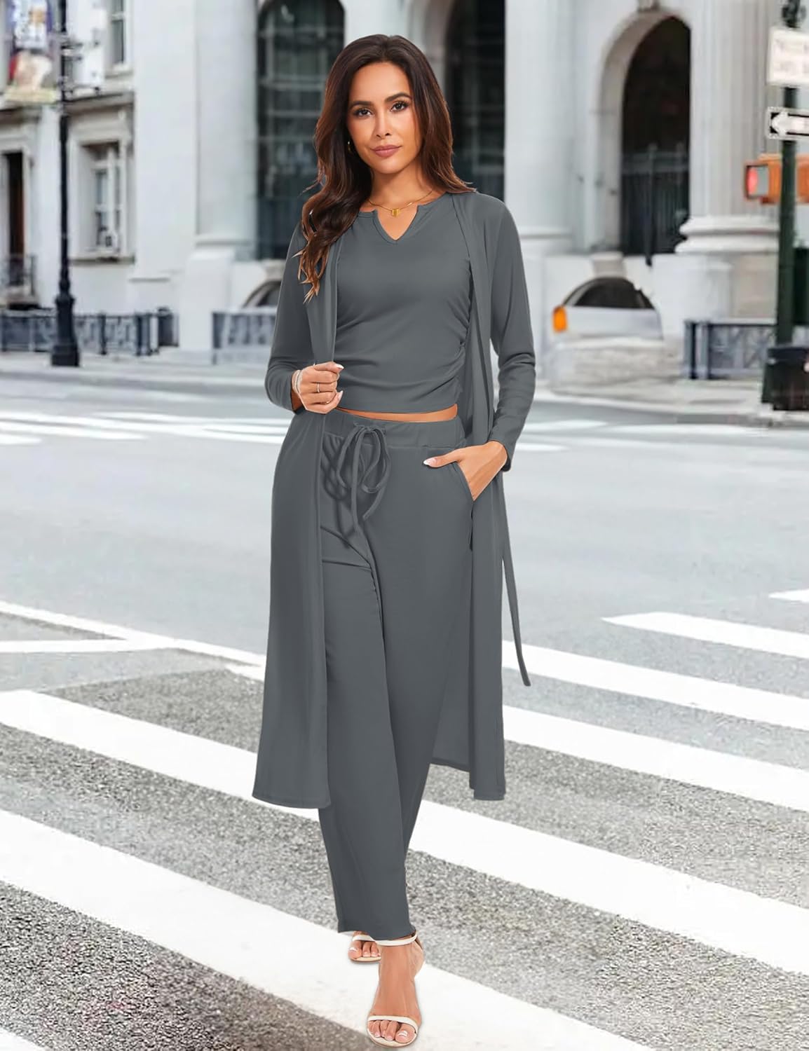 Thumbnail 1 de HANERDUN Damen Schlafanzug Kurz 3-teiliges Set mit offener Strickjacke – Cami, Shorts & Gürtel
