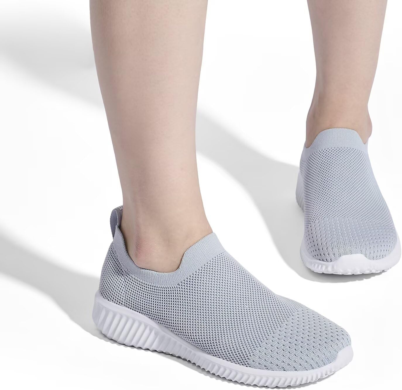 Thumbnail 1 de TIOSEBON Women's Slip On Trainers: breathable, memory‑foam comfort in a lightweight mesh pair