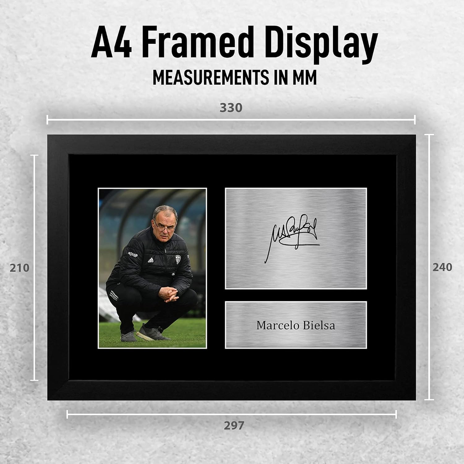 Thumbnail 1 de HWC Trading FR A4 Marcelo Bielsa Leeds United framed signed autograph picture (A4)