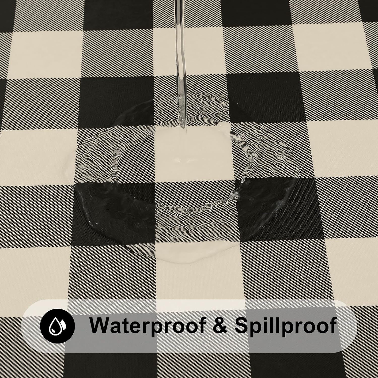 Detalle de Smiry Round Picnic Tablecloth: Elastic, Waterproof, Fitted Vinyl with Flannel Back (36"-44" Tables) in Buffalo Plaid