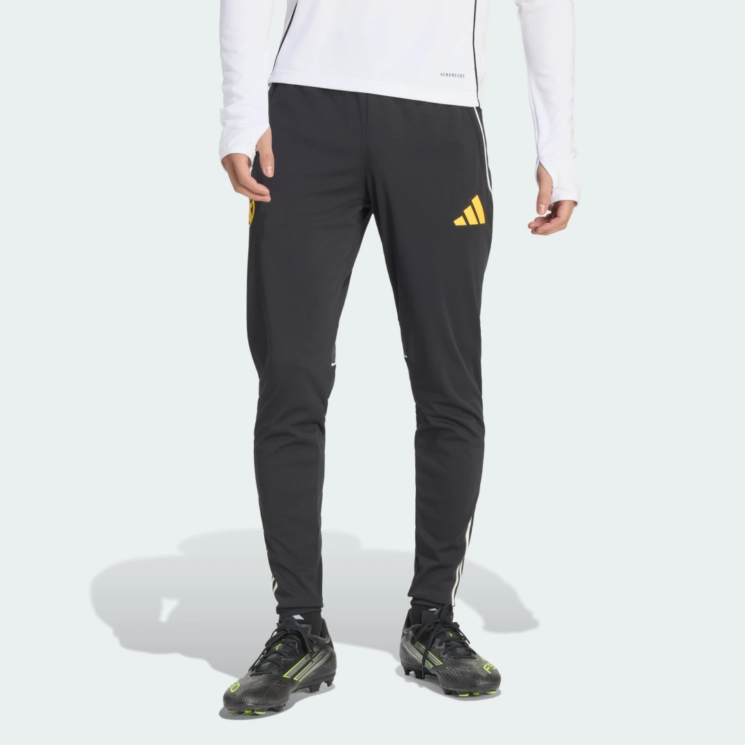 Detalle de Pantalón de entrenamiento adidas Real Madrid Avengers 25/26 Tiro 25 Competition