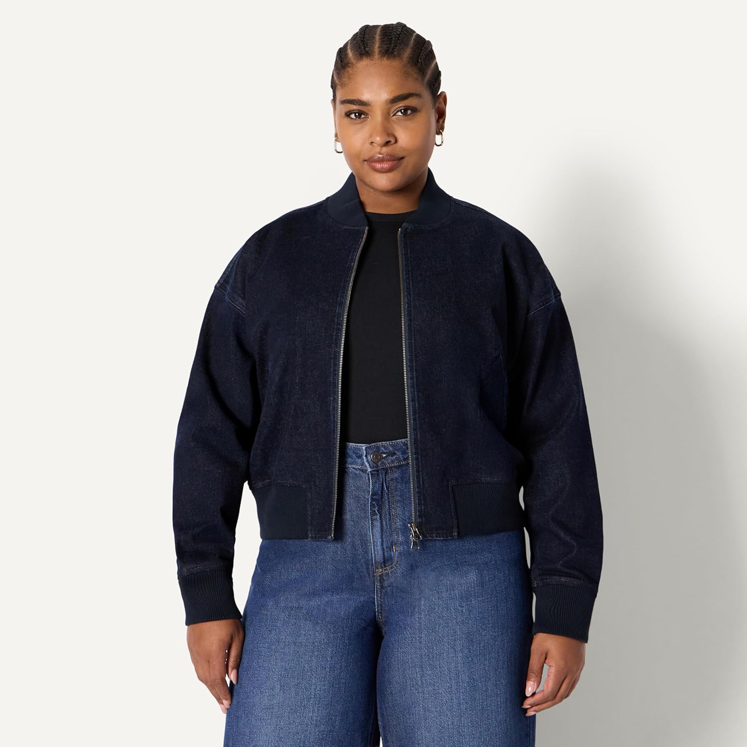 Thumbnail 5 de Amazon Essentials Women’s Relaxed-Fit Denim Bomber Jacket