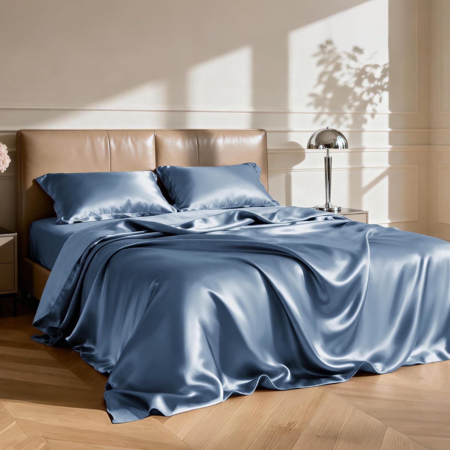 Detalle 2 de Love's cabin Queen Satin Sheet Set, Ash Blue, 15-Inch Deep Pocket