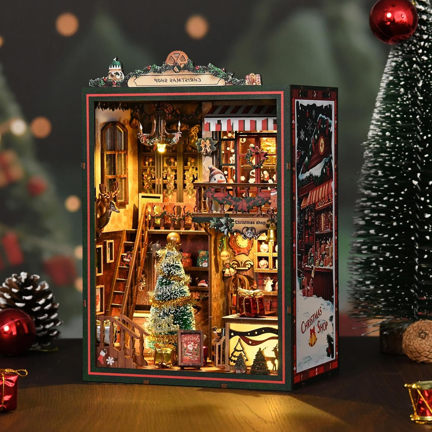 Detalle de Christmas Book Nook Kit, Wooden